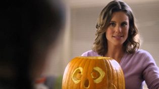 October Kiss photo