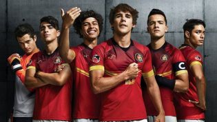 逐梦绿茵场 photo