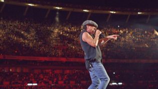 AC/DC:  River Plate现场演出 photo