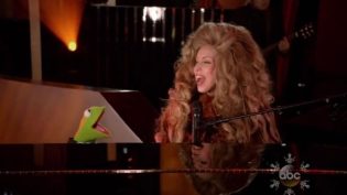 Lady Gaga & the Muppets Holiday Spectacular photo