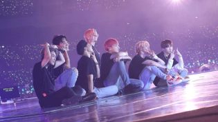 防弹少年团世界巡回演唱会：在首尔爱自己 photo