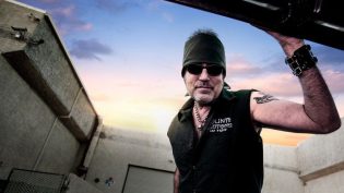 Counting Cars photo