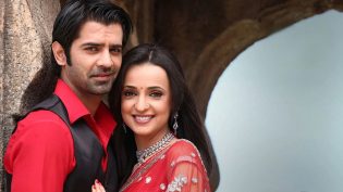 Iss Pyaar Ko Kya Naam Doon? photo