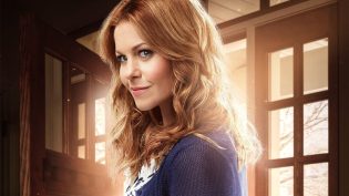 Three Bedrooms, One Corpse: An Aurora Teagarden Mystery photo