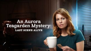 Last Scene Alive: An Aurora Teagarden Mystery photo