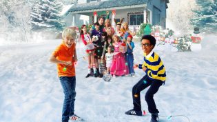 A Loud House Christmas photo