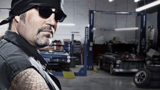 Counting Cars photo
