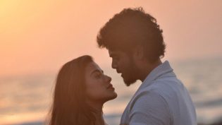 రొమాంటిక్ photo