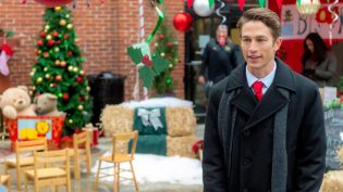 Sharing Christmas photo
