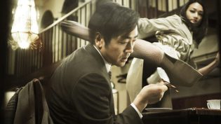 限制级100岁 photo