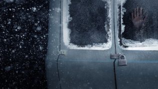 无处可逃 photo