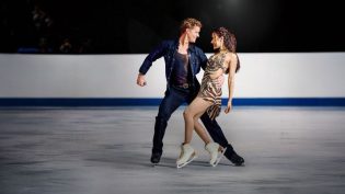 闪耀金牌梦：冬奥双人冰舞 photo