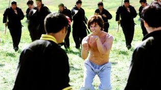 昆宝出拳 photo