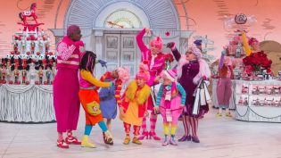 Dr. Seuss' The Grinch Musical photo