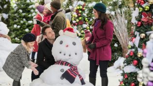 Christmas at Dollywood photo