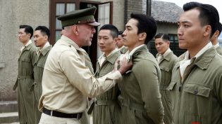 大轰炸 photo