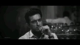অপরাজিত photo