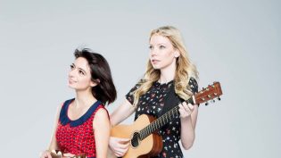 Garfunkel and Oates photo